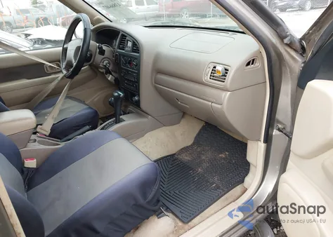 2001 Nissan Pathfinder Se z USA, uszkodzony, nr VIN JN8DR09YX1W586807